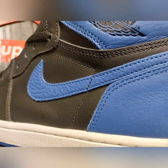 Air Jordan 1 retro black royal Og size 12 men's - Picture 6 of 14